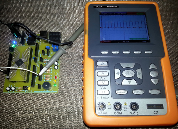 Internal 2MHz RC oscillator with PLL 1